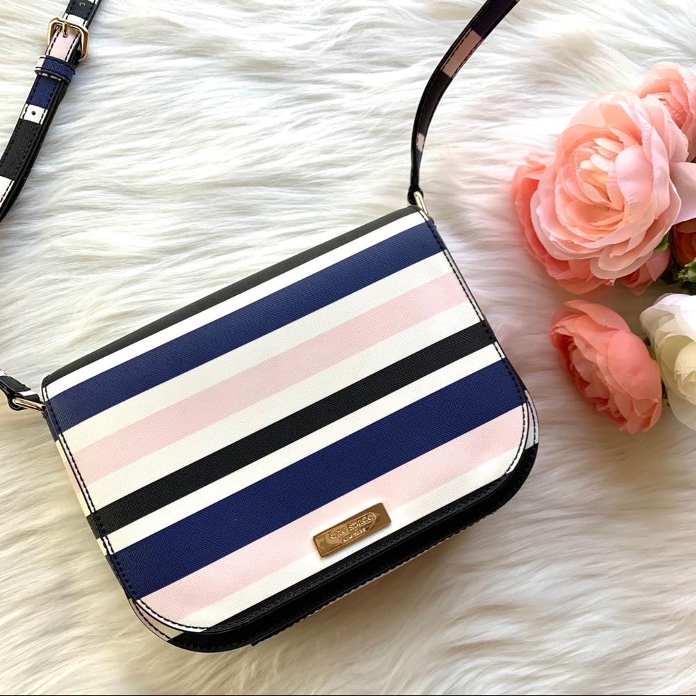 Kate Spade Laurel Way Carson Crossbody Bag - Picture 2 of 16